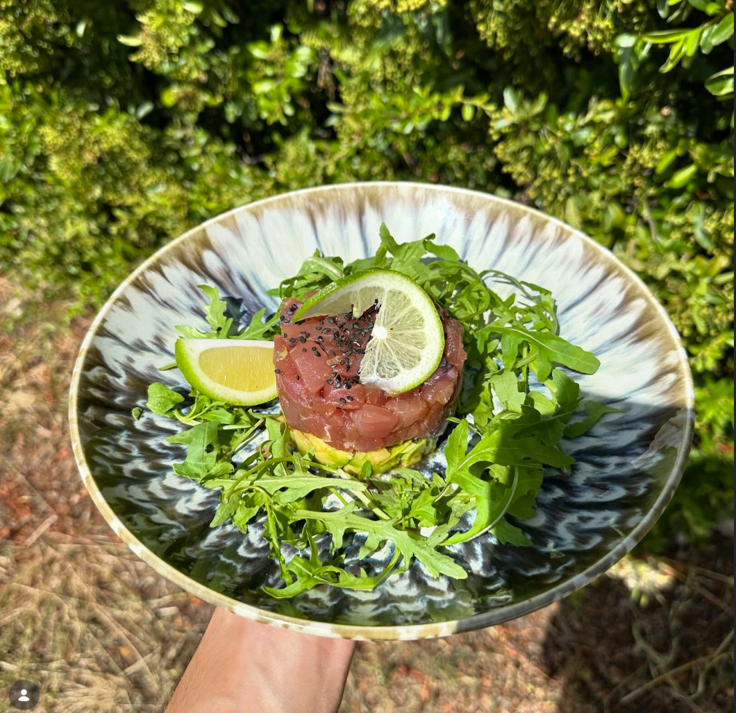 Terrasse ensoleillée du restaurant